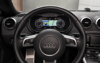 النتيجة النهائية لتركيب لوحة العدادات الرقمية Audi TT 8J